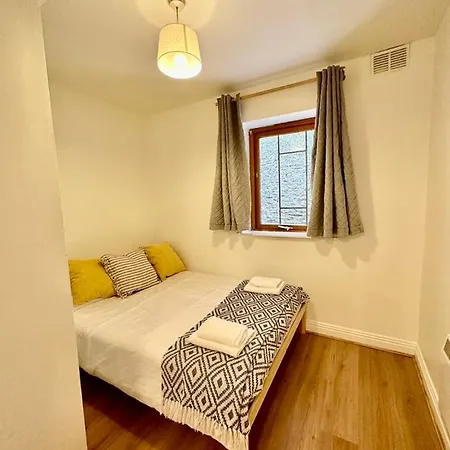 Modern X91 R940 * Γουότερφορντ